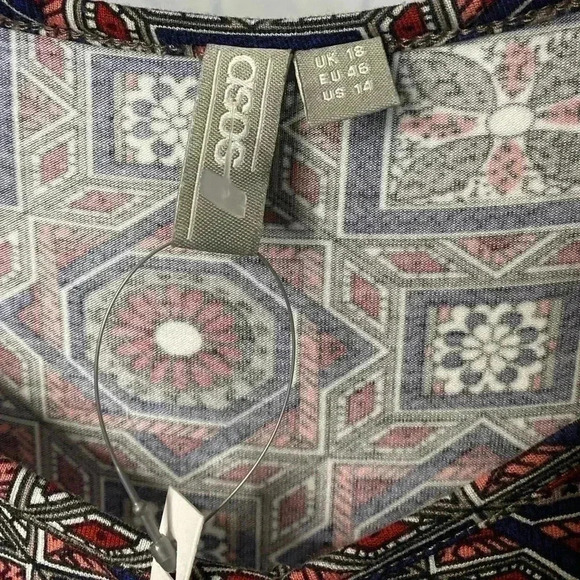 ASOS CURVE Tile Abstract Geo Print Stretch Jumpsuit - Picture 6 of 8